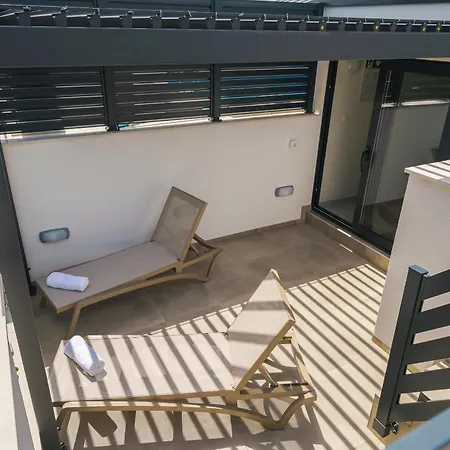 Tria Quercus 89 - - Luxury - Private Pool וודיצה