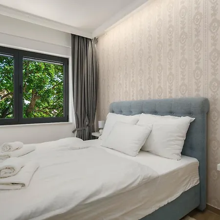 Tria Quercus 89 - - Luxury - Private Pool * וודיצה